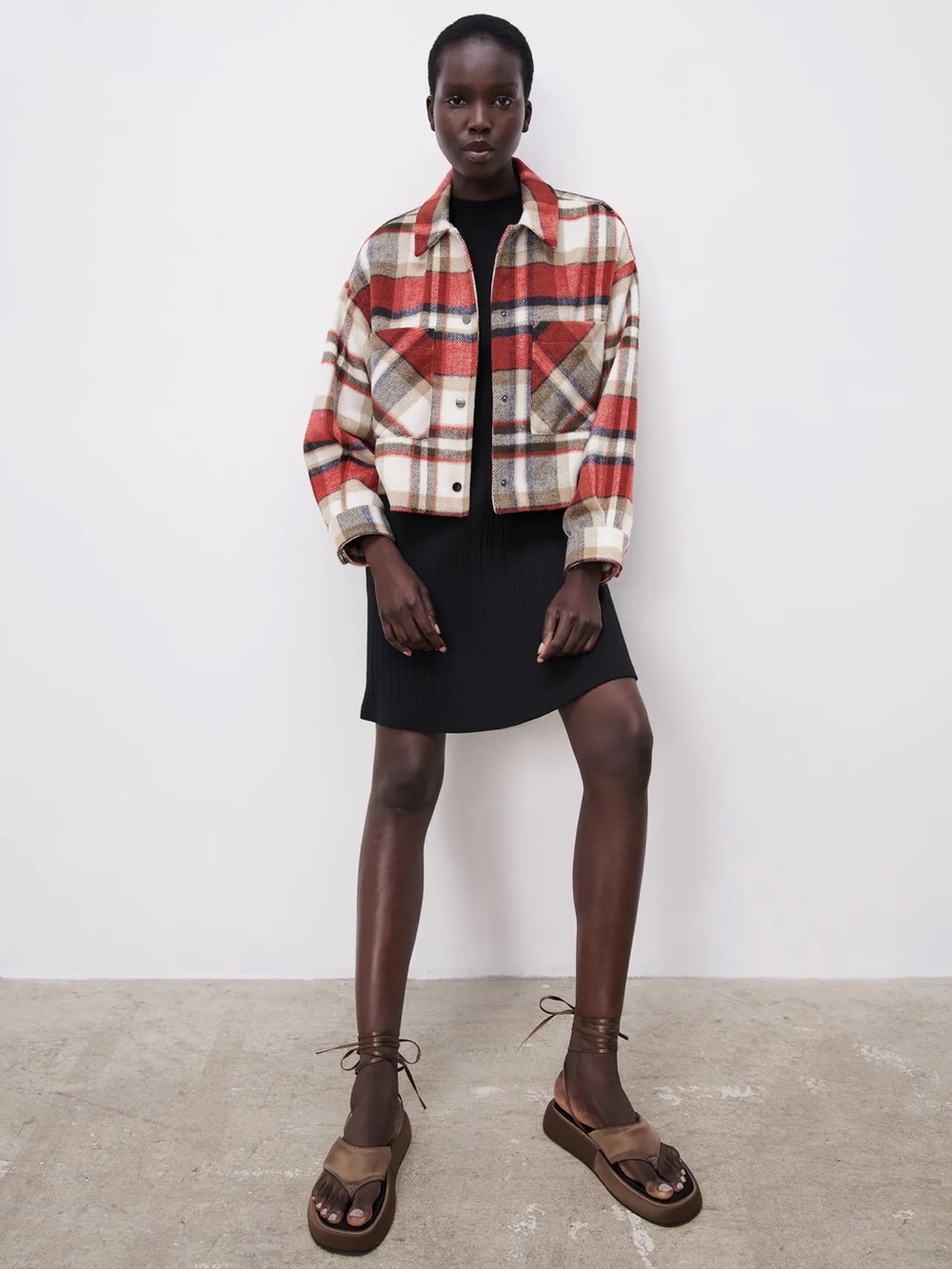 Zara Cropped Red & Cream Plaid Overshirt Jacket Womens Size Medium